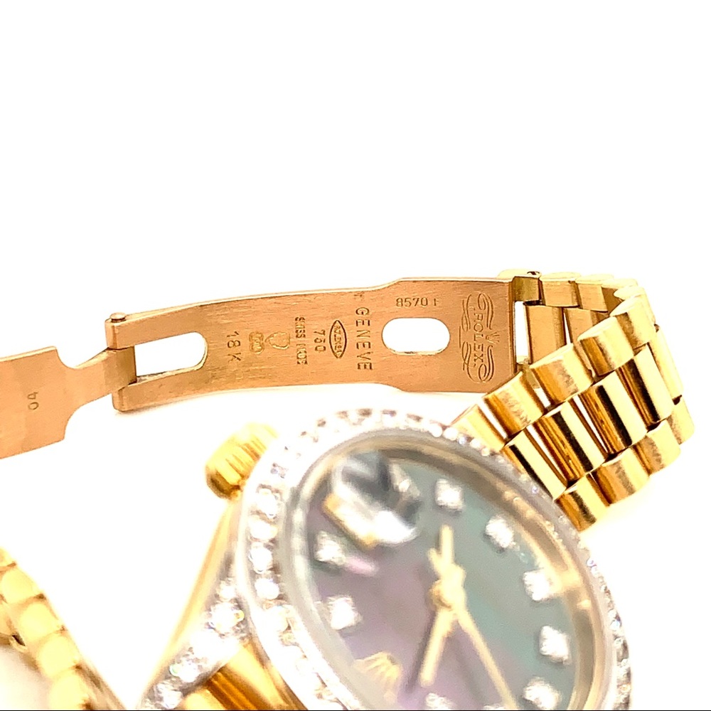 SOLD 18K Yellow Gold Oyster Perpetual Datejust 🖤 - Picture 8 of 11